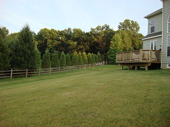 5th image of 232 Eagle Glen Dr
