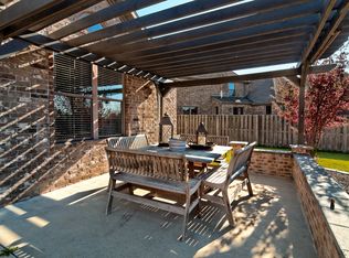 6505 W Hearth Stone Dr, Rogers, AR 72758