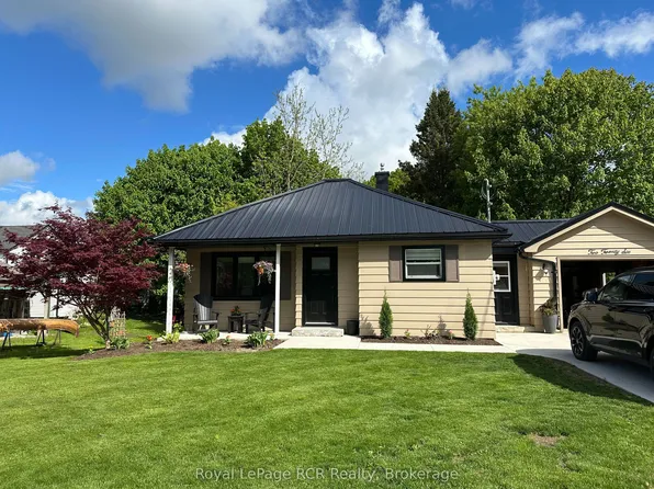 226 Birmingham St W, Wellington North, ON N0G 2L1