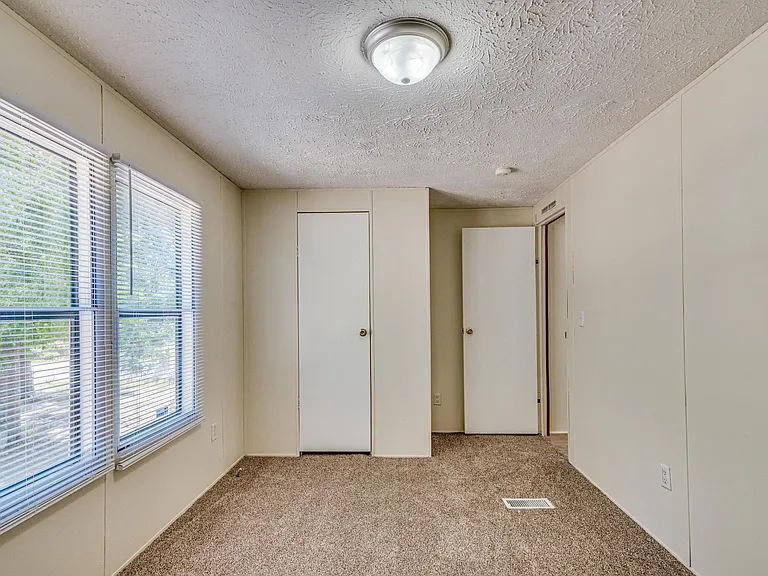 3905 Byrd Rd — Photo 12