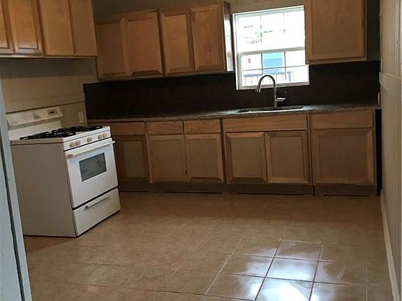 2nd image of 2602 Marjorie Ave