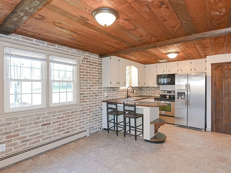 110 Oswego St #1 — Photo 5