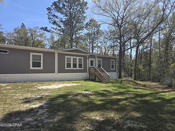 3rd image of 61 Summer Ln