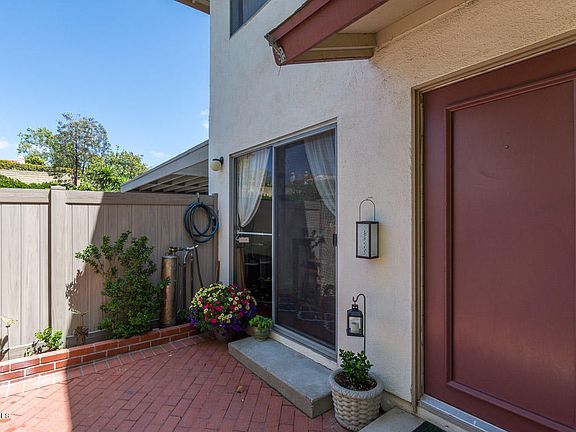 3rd image of 2184 Sonoma Ct