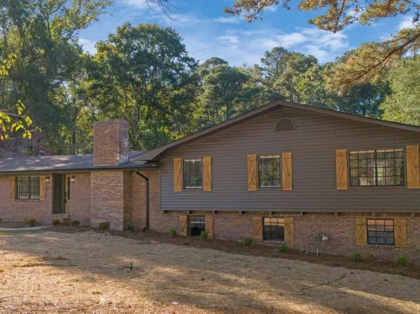 637 Rice Dr, Bessemer, AL 35023