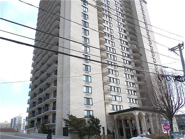 1st image of 1590 Anderson Ave APT 11C