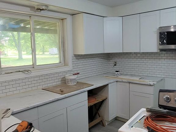 5th image of 3841 Miller Rd #3