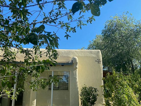 2nd image of 903 Baca Ln #B-c