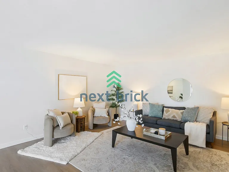 2104 Alki Ave SW #306 — Photo 7