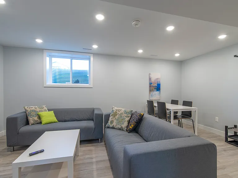1057 Falaise Rd #B — Photo 1