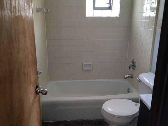 5th image of 1130 S 62nd St