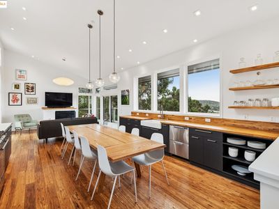 4520 Saint Andrews Rd, Oakland, CA, 94605