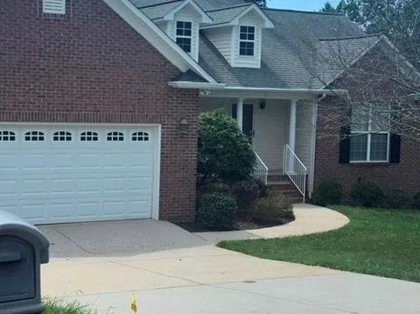51 Browning Dr, Taylorsville, NC 28681