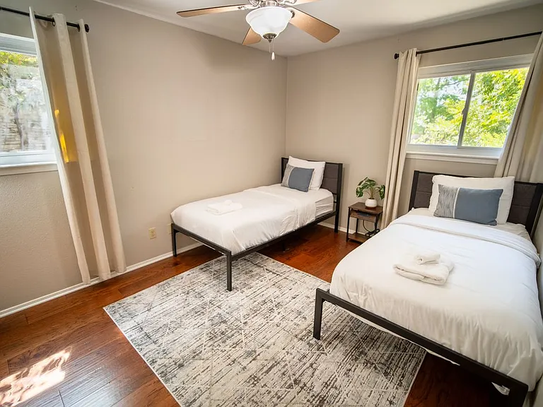 7402 Bucknell Dr — Photo 17