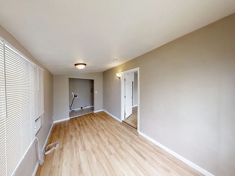 34059 Avenue J — Photo 7