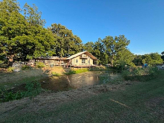 2nd image of 2707 S State Highway 121
