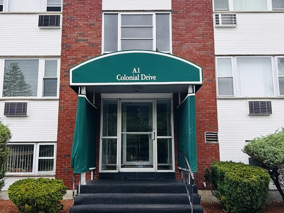 1 Colonial Dr #1A