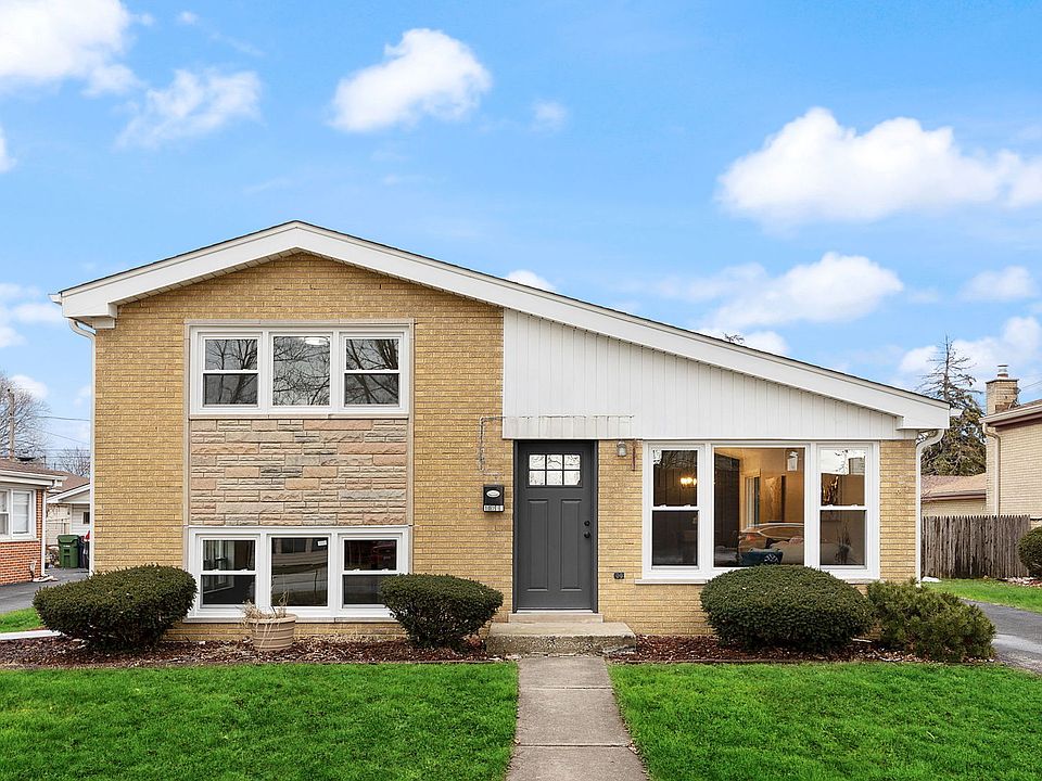 10233 S Kilbourn Ave, Oak Lawn, IL 60453 Zillow