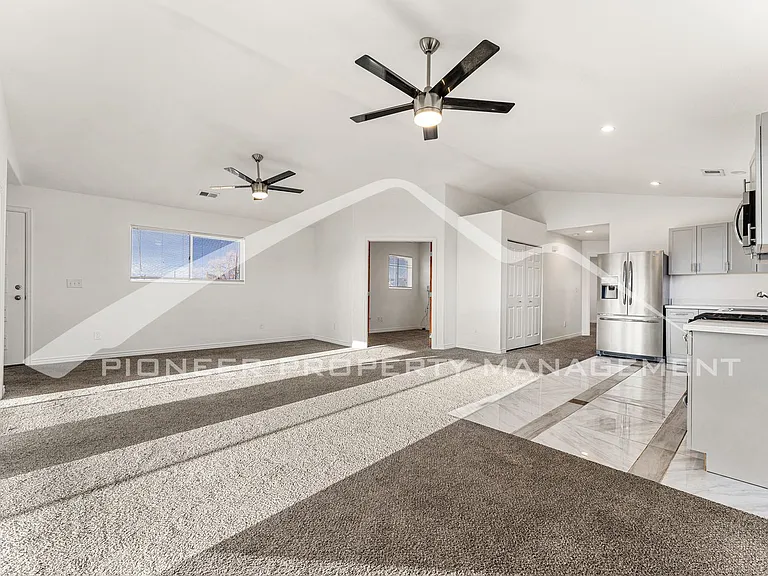 6634 Julian St — Photo 4