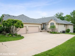 2805 SW 30th St, Des Moines, IA 50321