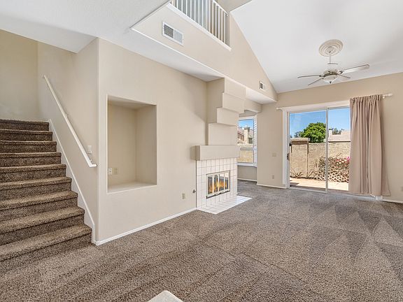 2nd image of 9533 Questa Pointe