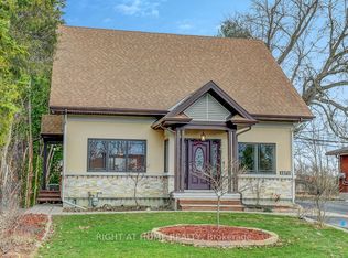 1271 Field St, Ottawa, ON K2C 2P9