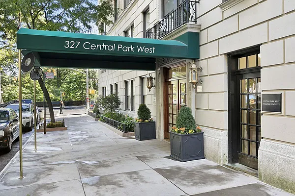 Rented by Douglas Elliman | media 9