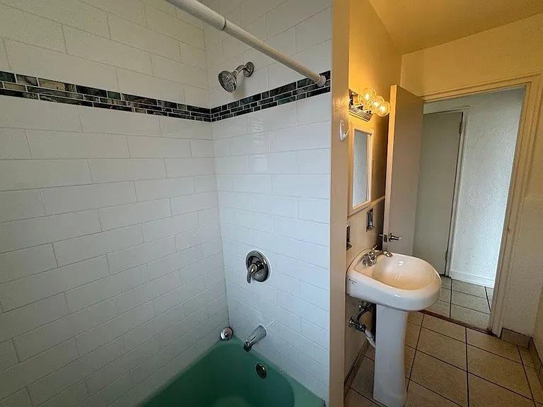5506 Fifth Avenue — Photo 65