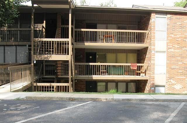 1st image of 420 Berlin Dr