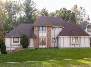 3051 Falcon Ct NE, Cedar Rapids, IA 52402