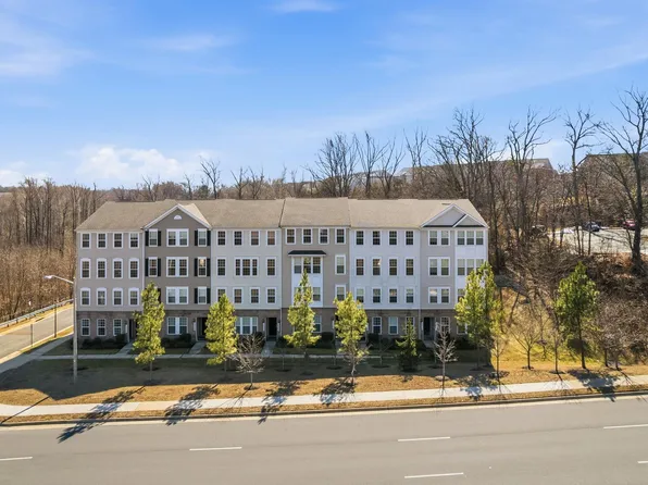 14764 Malloy Ct, Woodbridge, VA 22191