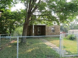 526 Overholt Dr, Scottdale, PA 15683