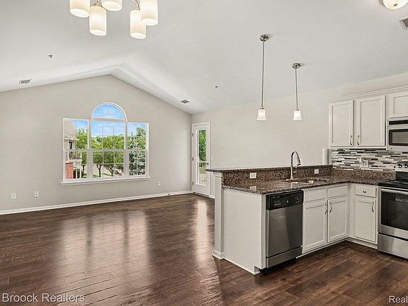 2nd image of 49086 W Woods Dr