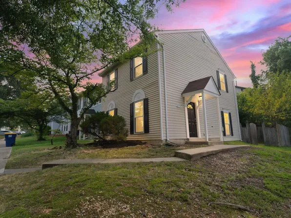 2737 Red Oak Ln, Lanham, MD 20706