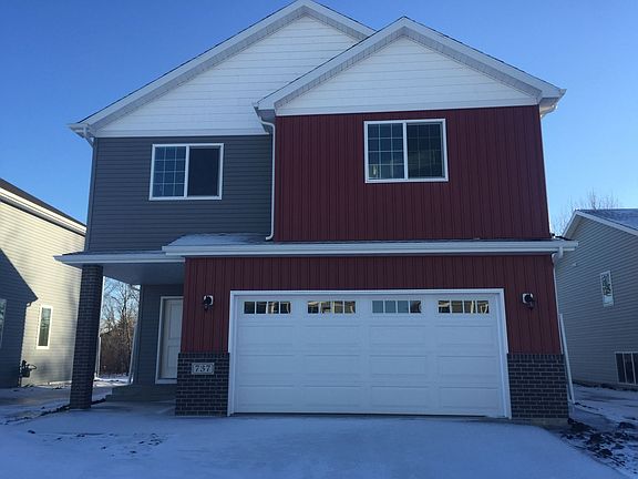 3rd image of 737 Albert Dr W