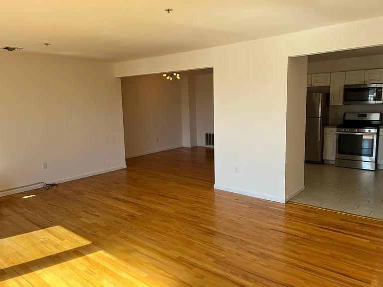 8911 Riverside Pl #1 — Photo 20