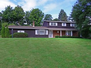 5197 Duane Dr, Fayetteville, NY 13066