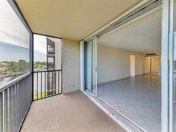 5th image of 7 Royal Palm Way #4080