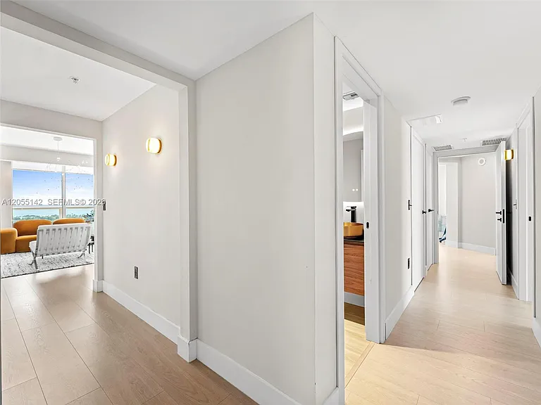 19400 Turnberry Way #1911 — Photo 32