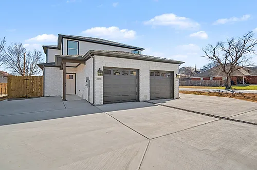 3163 Karen St Photo 1