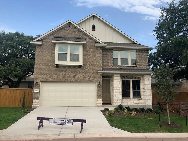 9000 Gage Dr — Photo 2