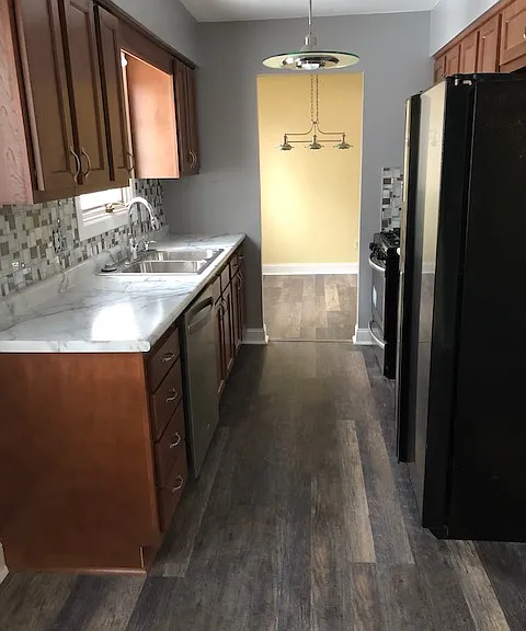 4774 Pearl St — Photo 3
