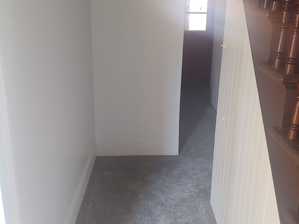 View from the entranceway - 1st floor hallway