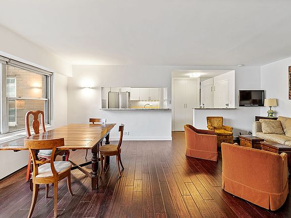 2nd image of 118 E 60th St APT 23F