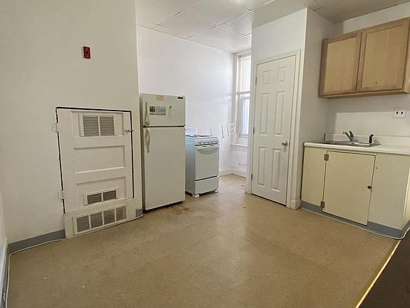 4th image of 3240 N 15th St