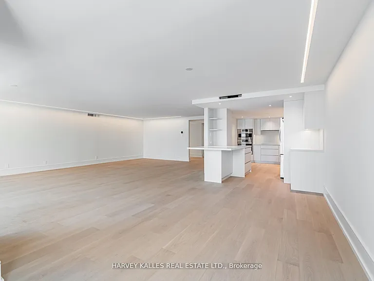 1166 Bay St #1703 — Photo 9