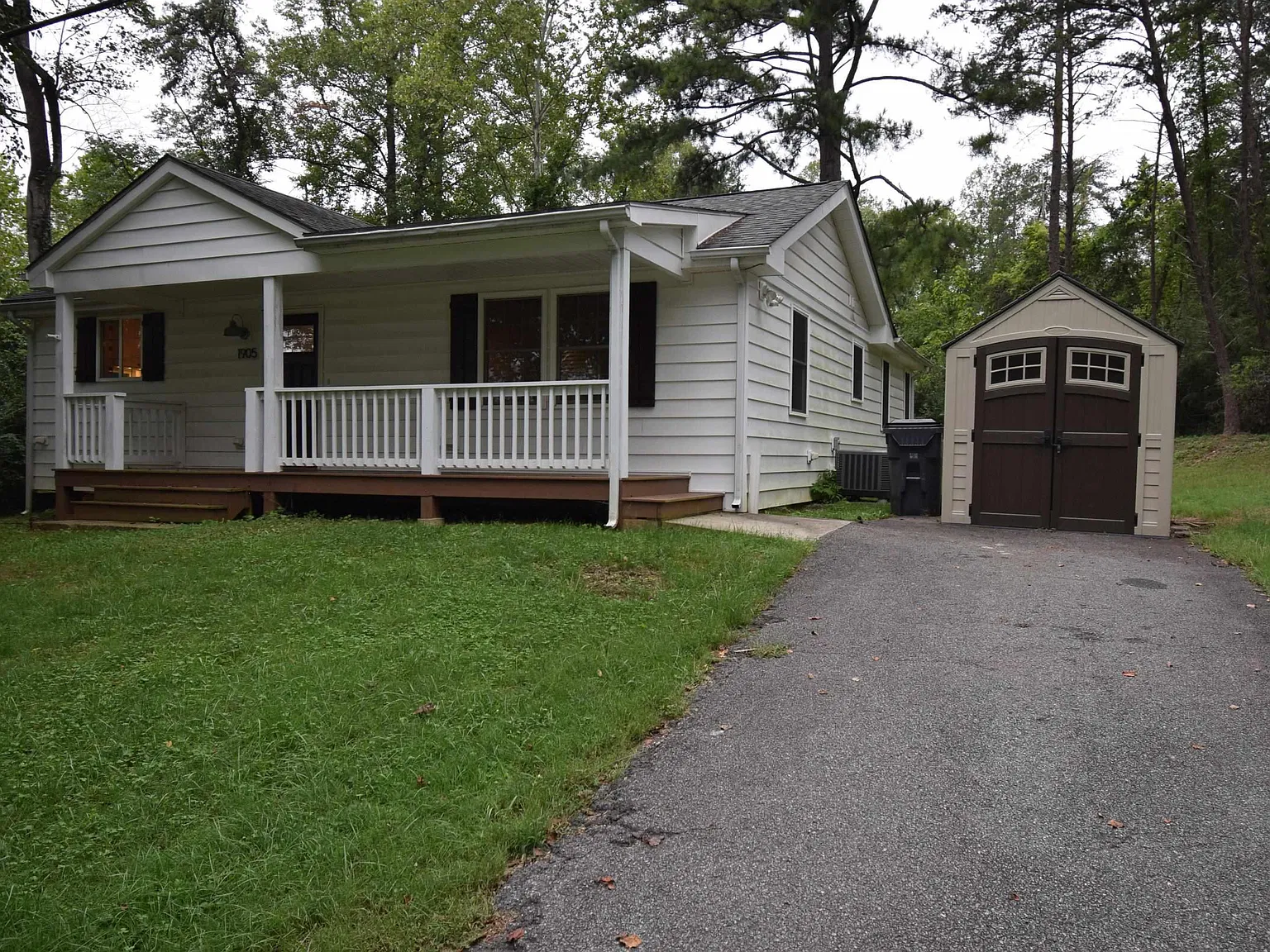 2 bed, 3.0 bath, 1312 sqft, $2,450 — Photo 2