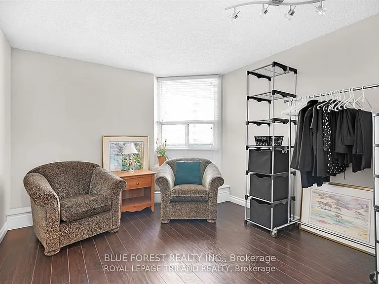 363 Colborne St #1006 — Photo 22