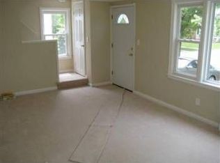 5539 South Blvd, Maple Heights, OH