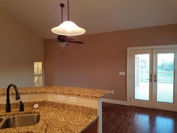 5th image of 177 Genesis Ave #6C